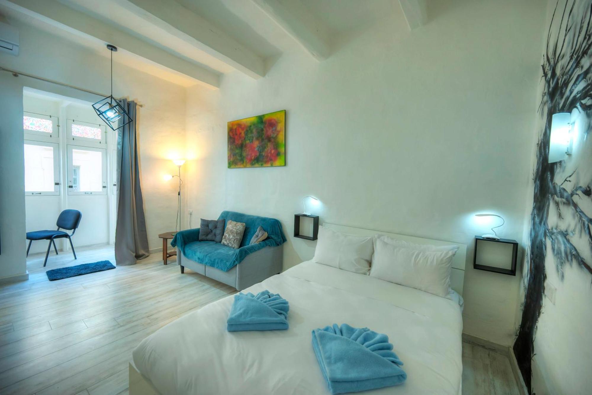 Charming 3 Storey Apartment In Valletta Centre, Ngri1-1 ภายนอก รูปภาพ