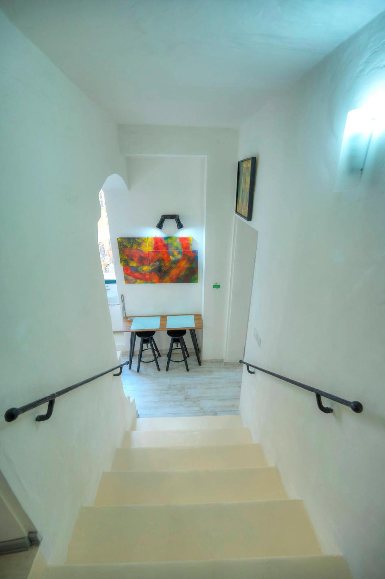 Charming 3 Storey Apartment In Valletta Centre, Ngri1-1 ภายนอก รูปภาพ