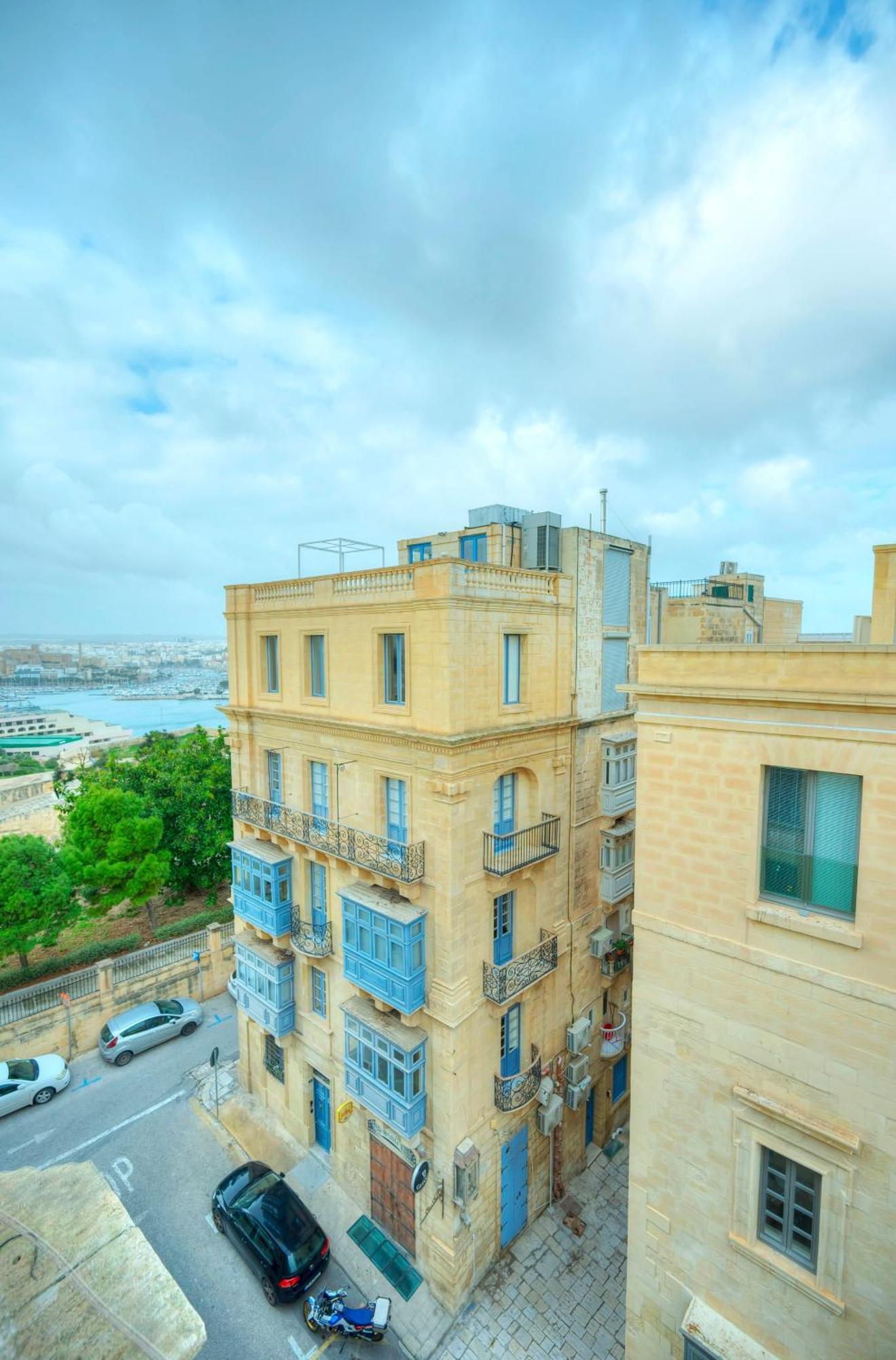 Charming 3 Storey Apartment In Valletta Centre, Ngri1-1 ภายนอก รูปภาพ